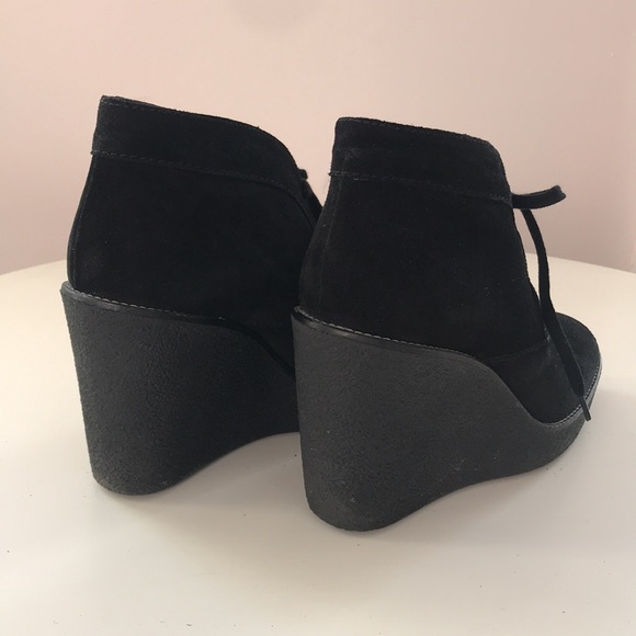 Aquatalia black suede wedge/platform bootie. Size 9. - Picture 5 of 6